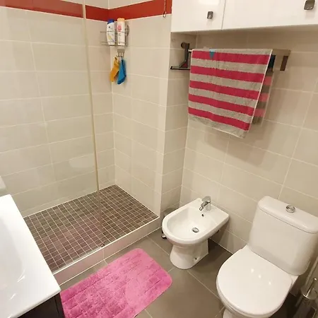 2p Calme , Ideal Famille , Piscine , Tennis , Wifi , Parking * Antibes