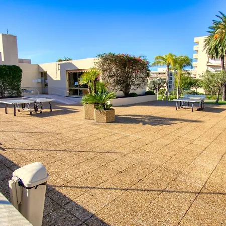 2p Calme , Ideal Famille , Piscine , Tennis , Wifi , Parking *